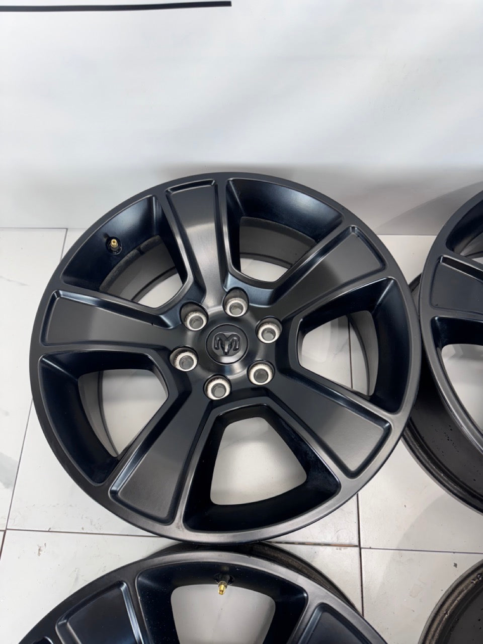 20x9 Dodge Ram Factory OEM 1500 Rims 6x139.7 (Used)