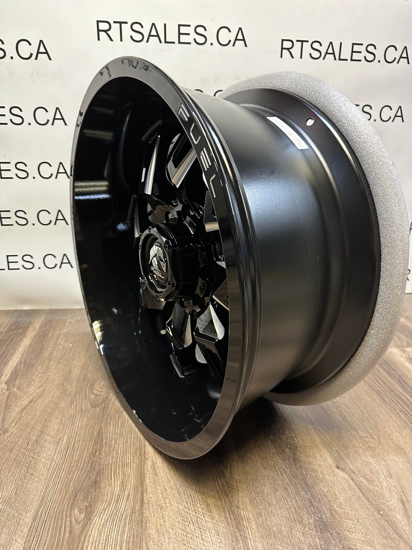 22x10 Fuel Lockdown Rims 8x165 Dodge Ram GMC Chevy 2500 3500