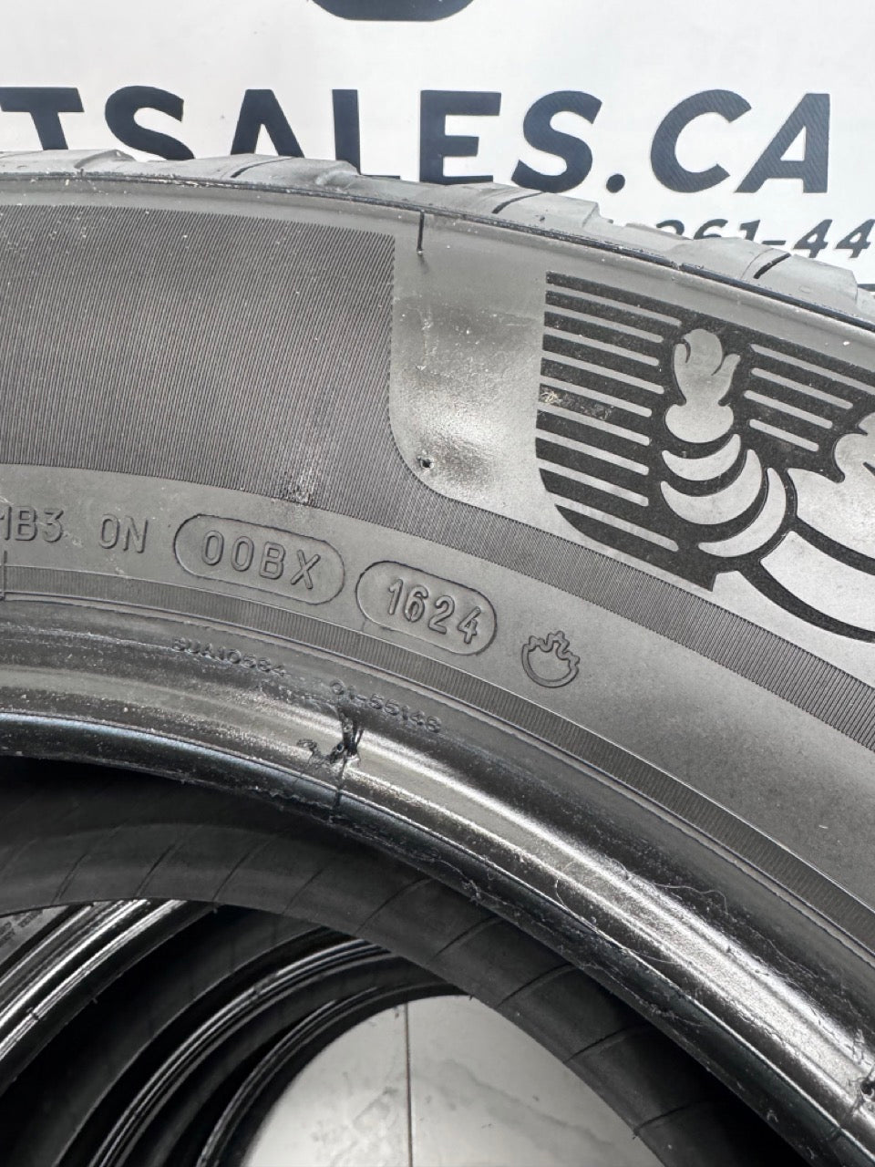 265/70/18 Michelin LTX Trail All Season tires (Used)