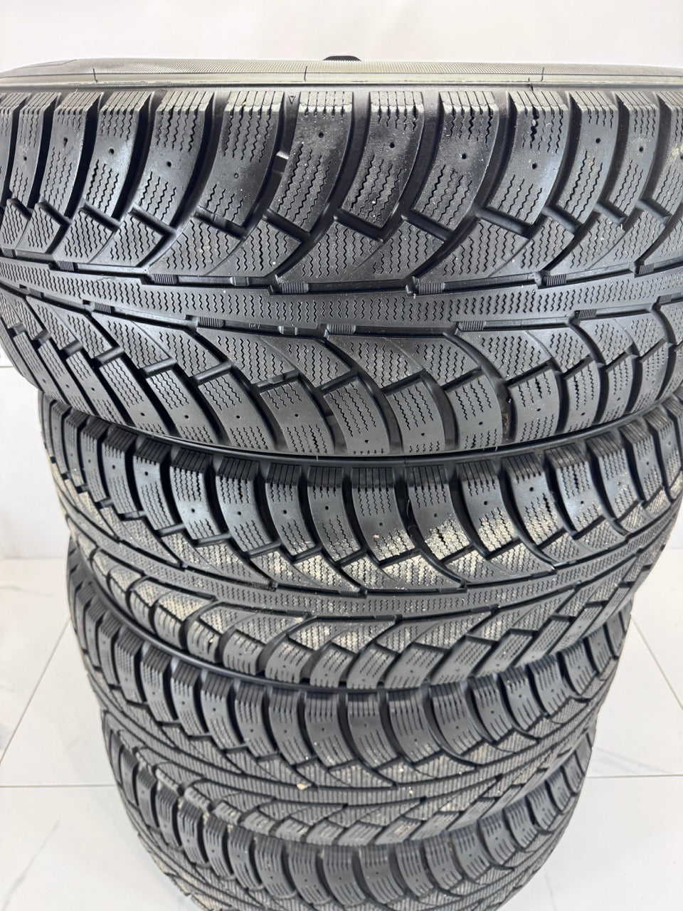 275/65/18 Goodride Winter Tires (Used)