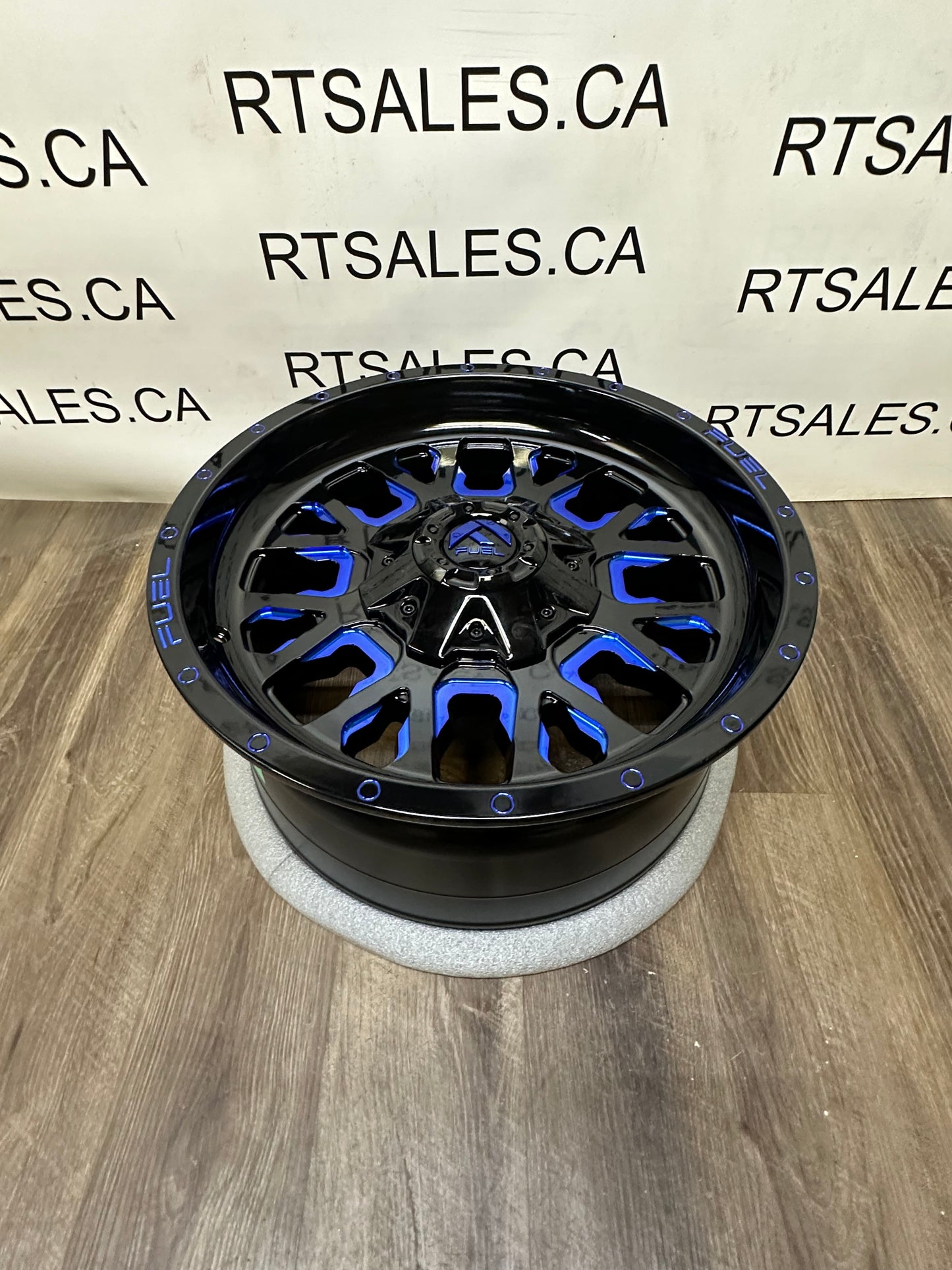 18x9 Fuel Stroke Rims 6x135/139.7 F-150 GM 1500 Ram