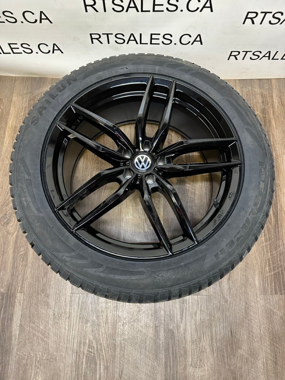 255/50/20 WINTER TIRES rims 5x112 Audi Q6 Q7 Q8 Volkswagen altas Toureg