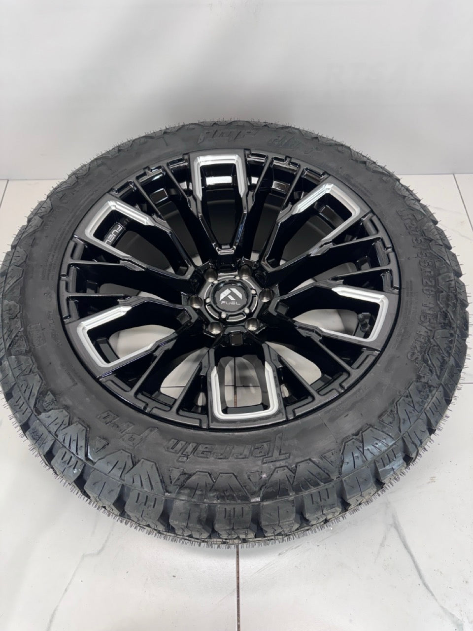 LT 275/55/20 tires 20x10 Fuel Rims 6x135 Ford F150