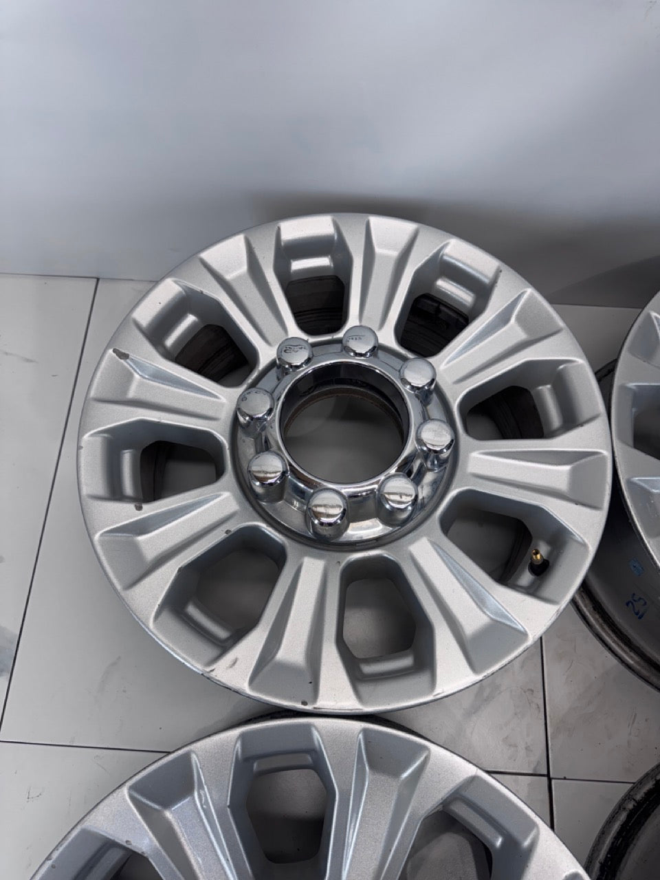 18 Inch Ford F250/350 Rims 8x170 (USED)