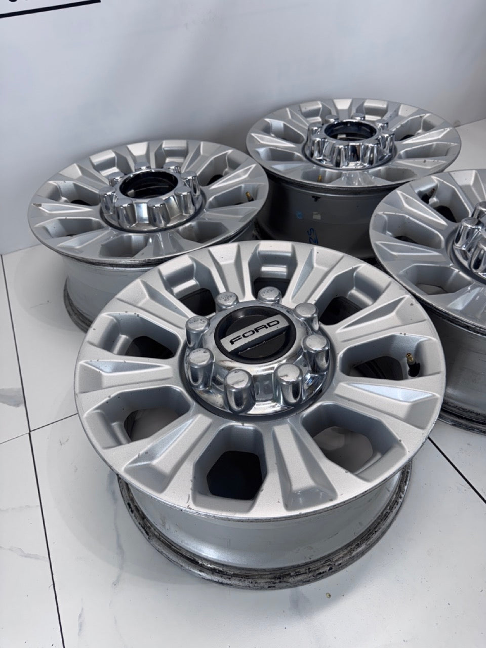 18 Inch Ford F250/350 Rims 8x170 (USED)