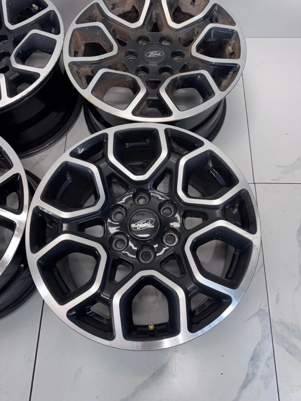 18x8.5 F150 Factory Rims 6x135 (Used)