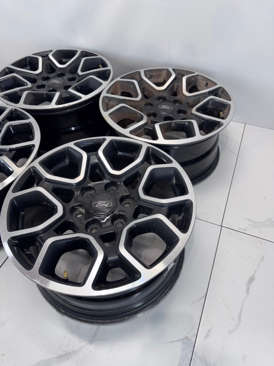18x8.5 F150 Factory Rims 6x135 (Used)