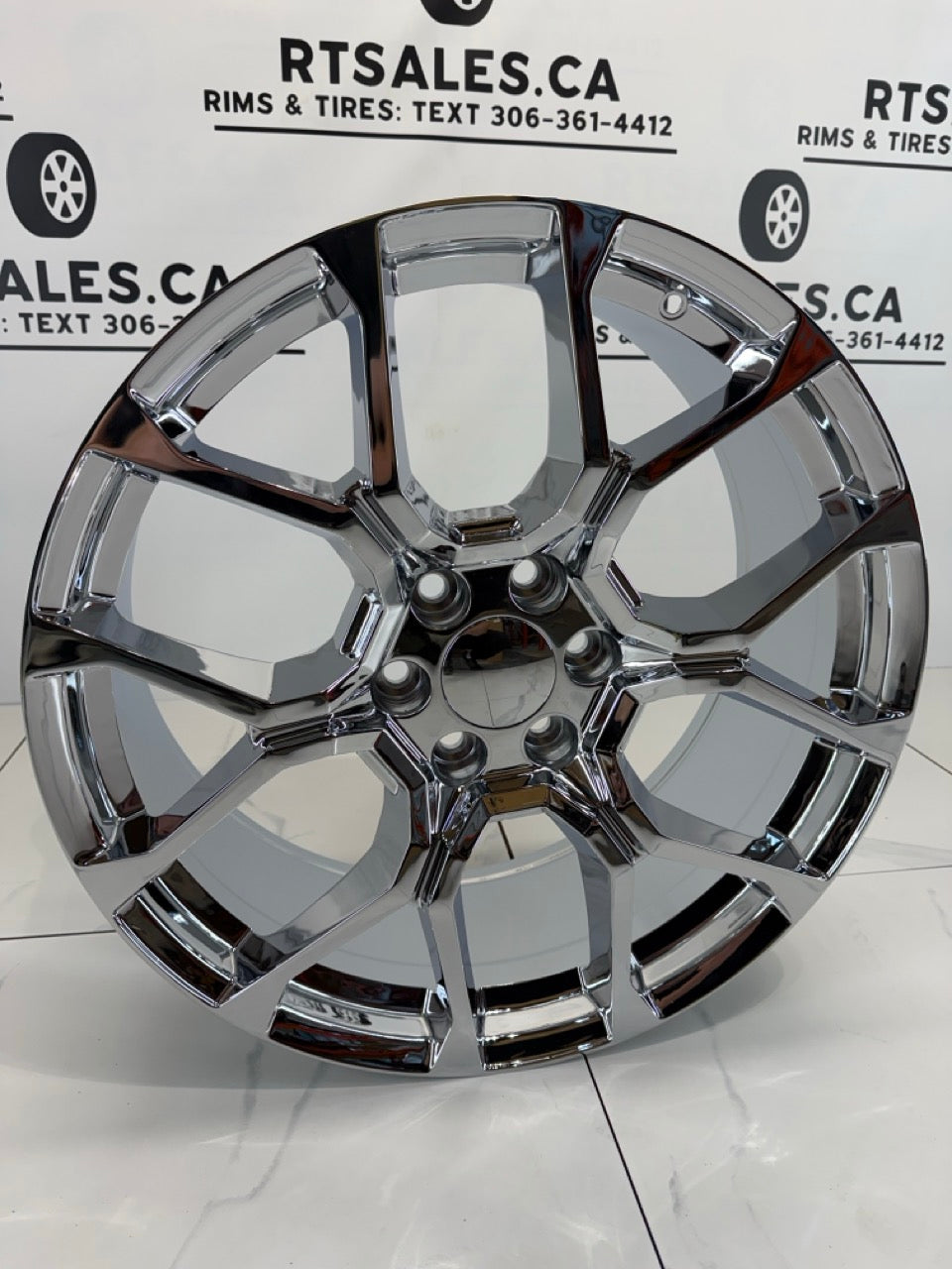 22x9 Chrome Replika Rims 6x139.7