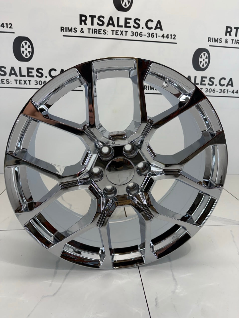 22x9 Chrome Replika Rims 6x139.7