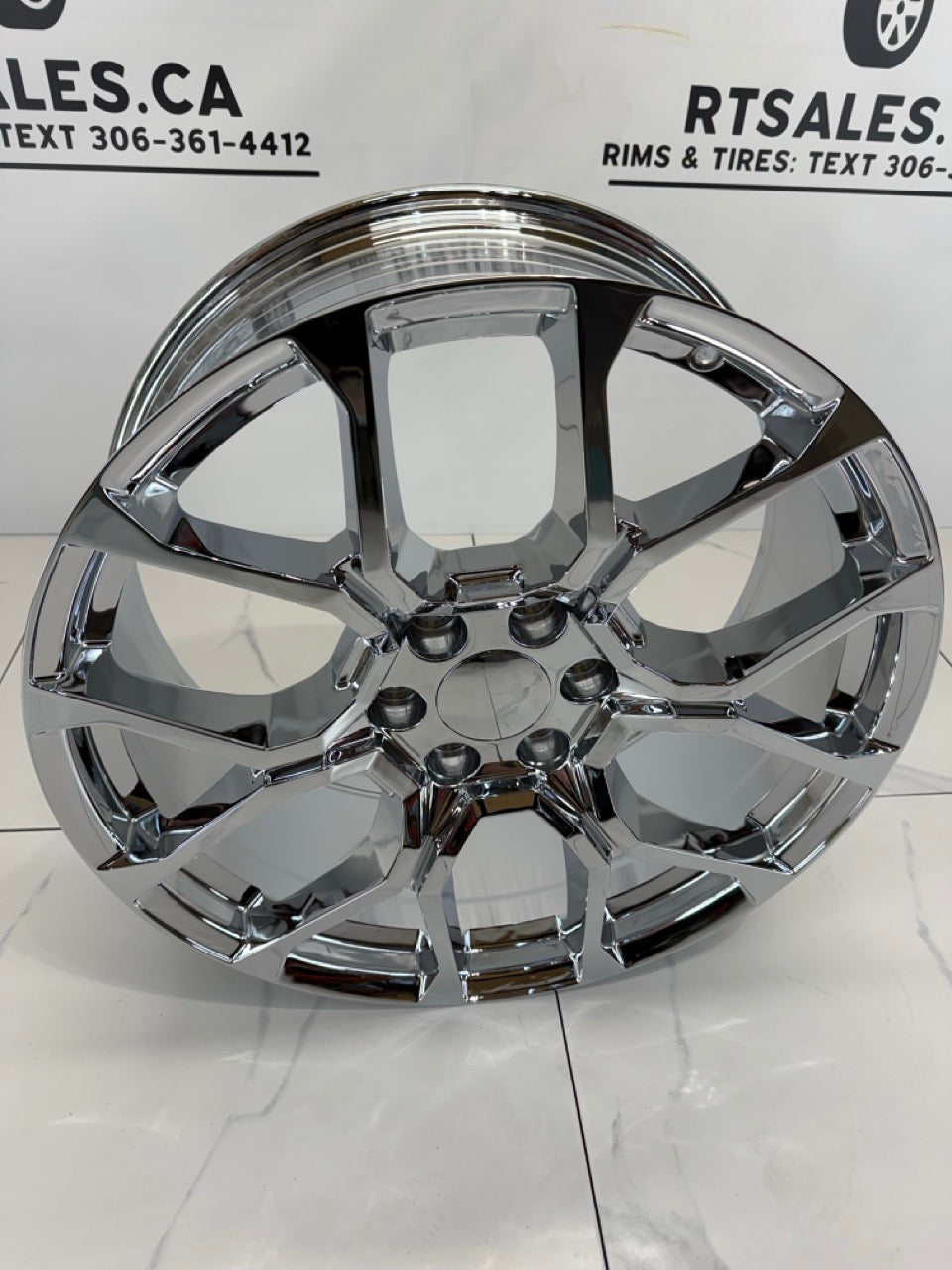 22x9 Chrome Replika Rims 6x139.7