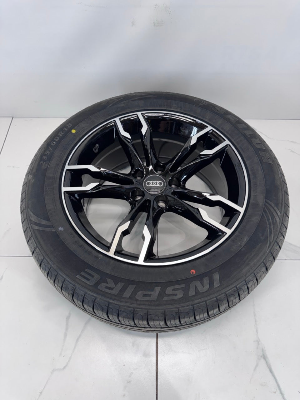 235/60/18 All season tires Rims 5x112 Audi Volkswagen BMW