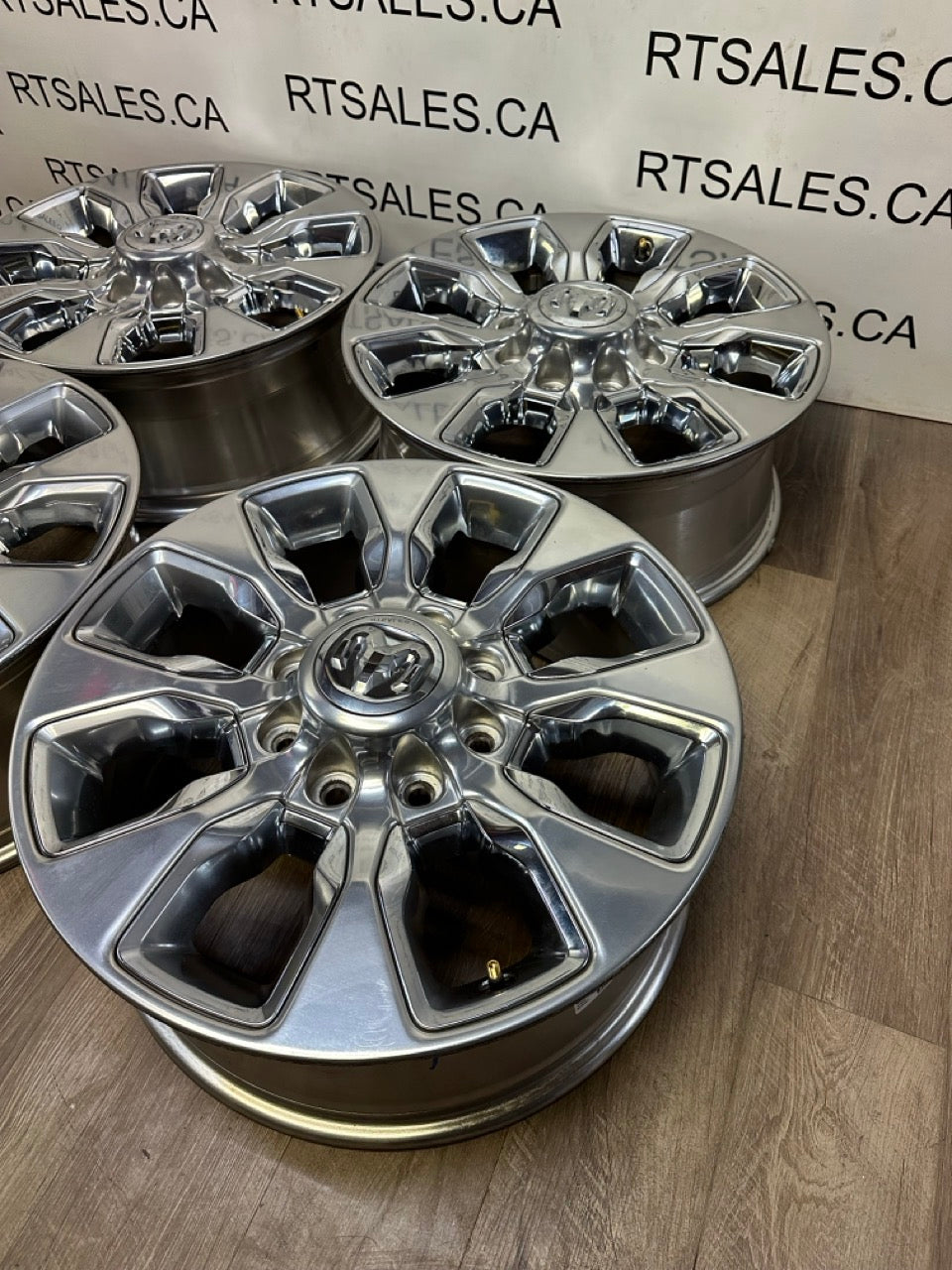 20 inch Dodge Ram 2500 / 3500 rims 8x165 OEM LIMITED