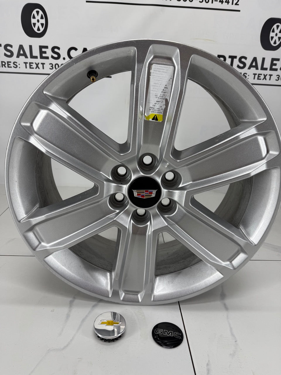 20x8 Chevy GMC Cadillac OEM Rims 6x120 (takeoff)
