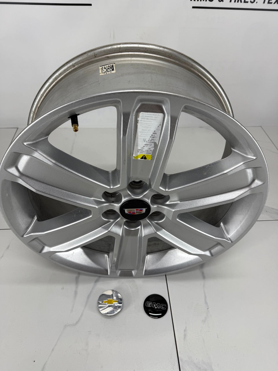 20x8 Chevy GMC Cadillac OEM Rims 6x120 (takeoff)