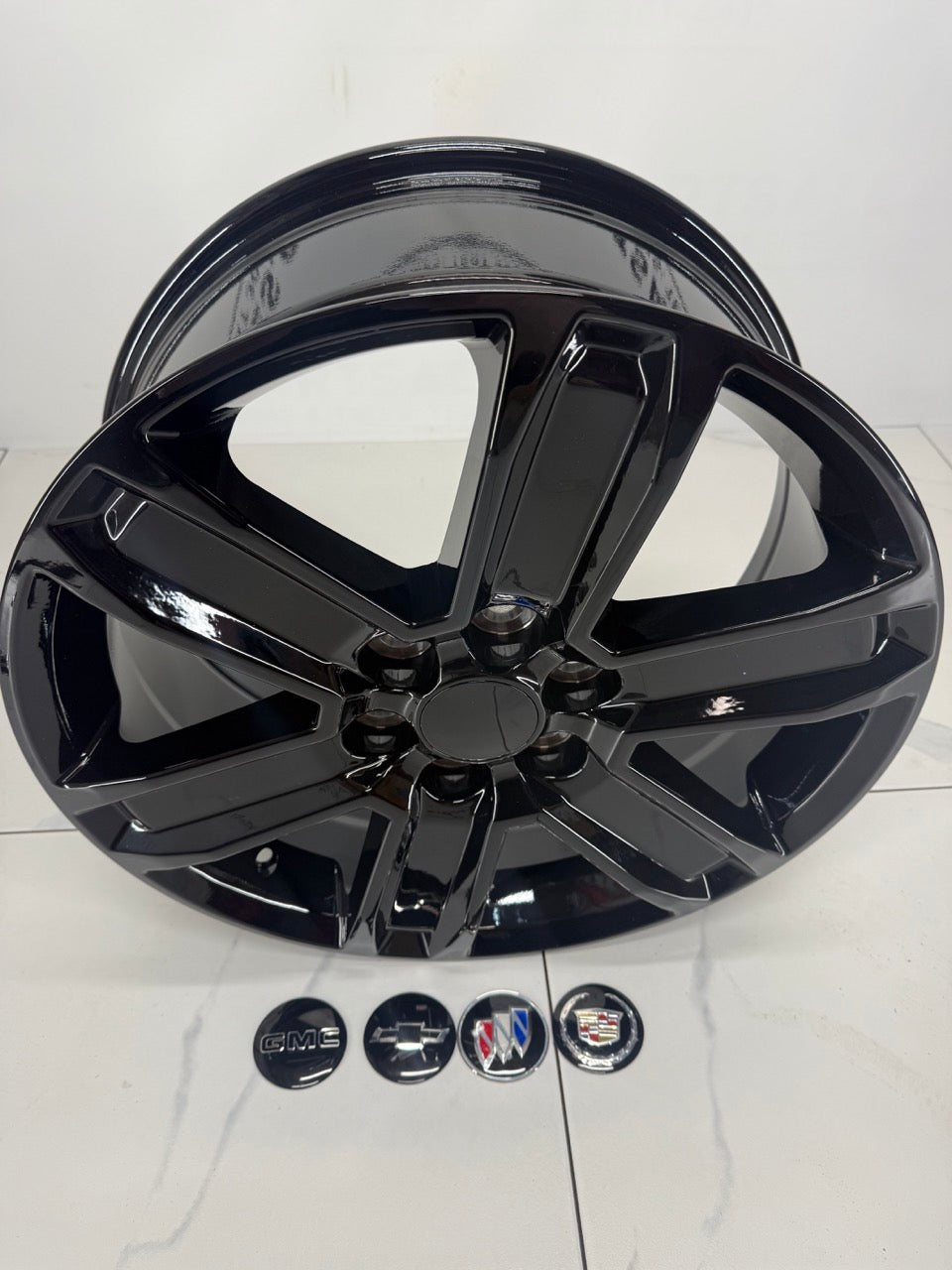 18x7.5 Rims 6x120 R247