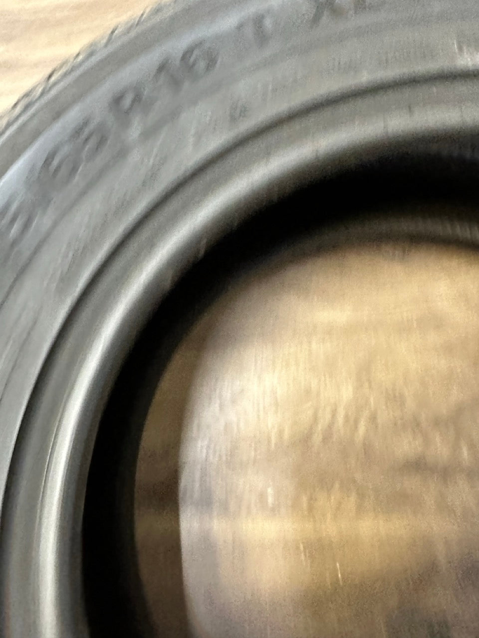 215/65/16 Continental VikingContact 7 XL Winter Tires