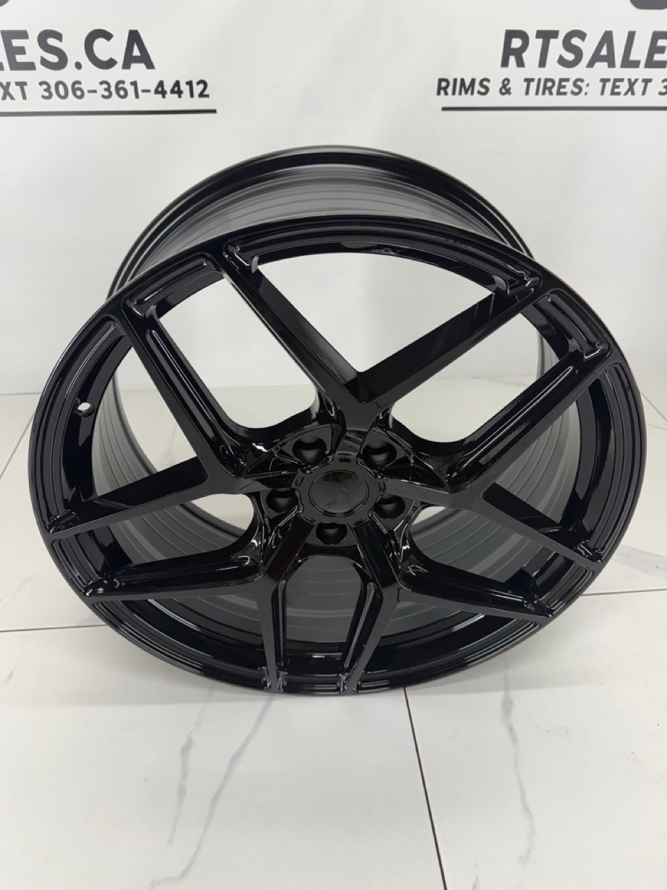 20X8.5 RUF552 Rims 5x114.3 Gloss Black