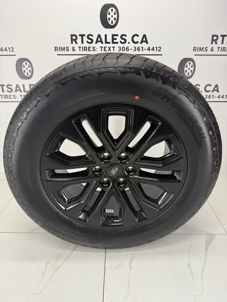 275/60/20 Hankook tires 20" Ford F-150 Rims 6x135 (Takeoffs)