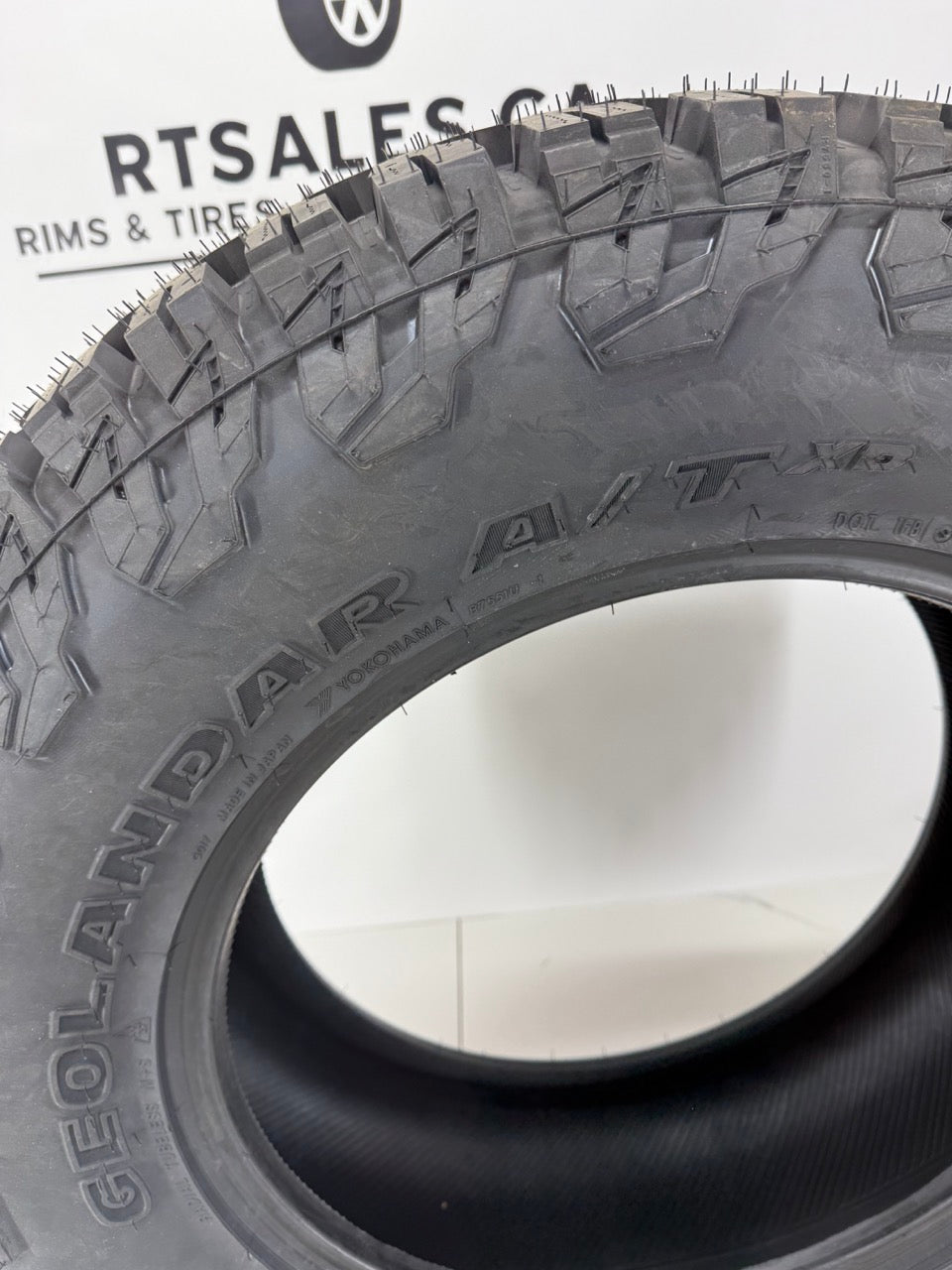 LT 295/65/20 Yokohama Geolandar A/T XD G017 E All Weather Tires