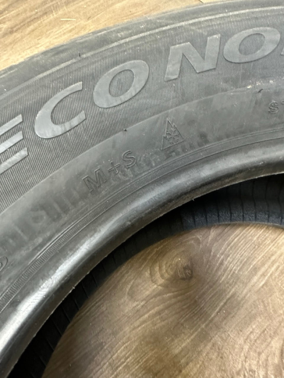 275/60/20 Imperial Eco North SUV Studded Winter Tires