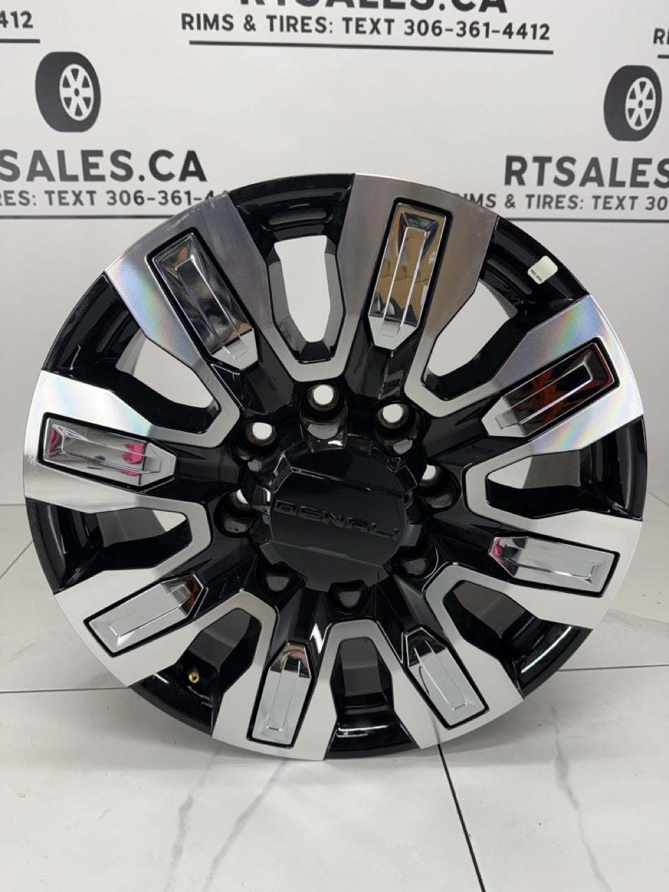 20x8.5 GMC 2500/3500 Denali Rims 8x180 (Takeoffs)