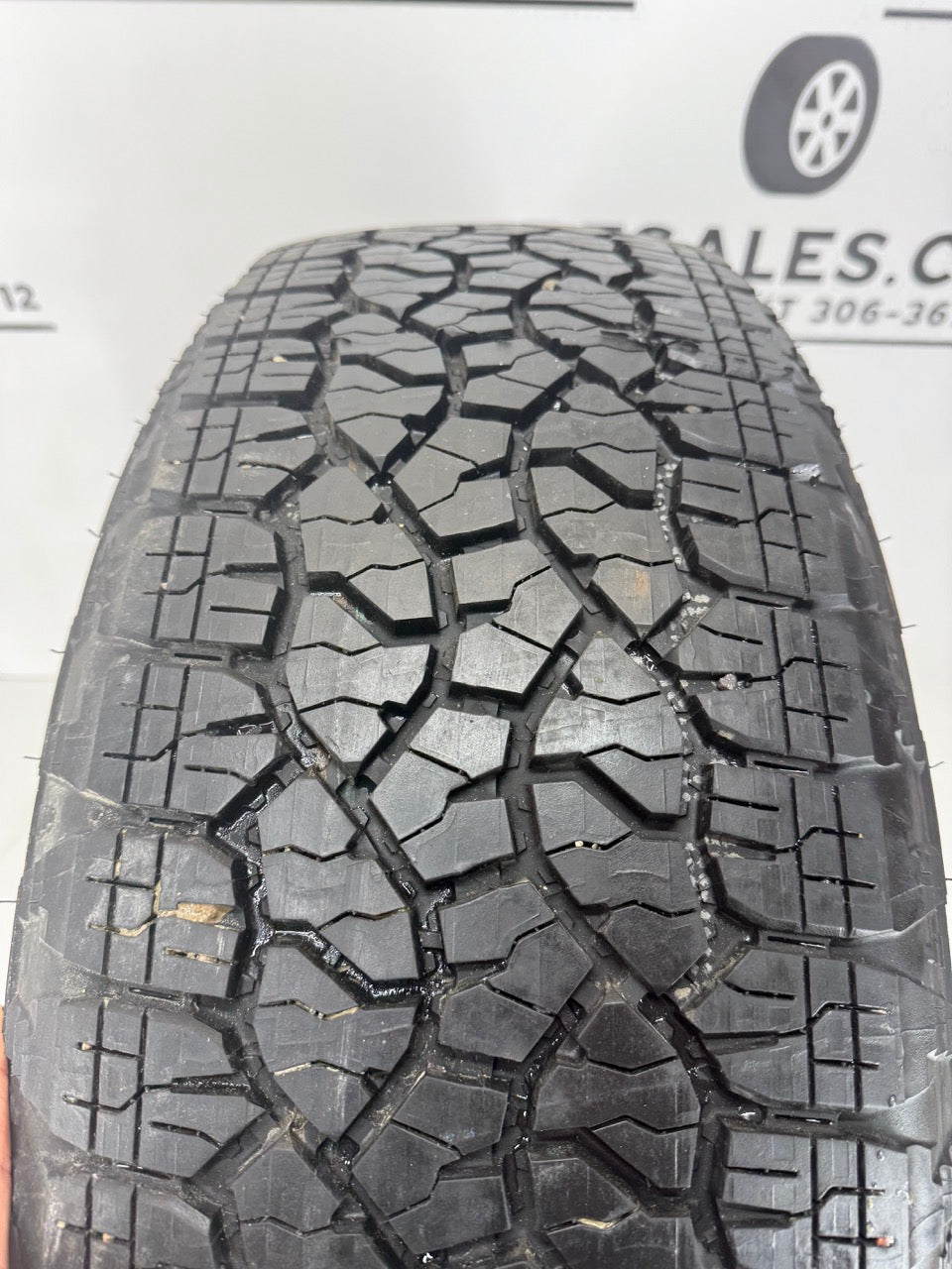 275/60/20 Goodyear tires GMC Chevy 1500 20 inch rims (Takeoffs)