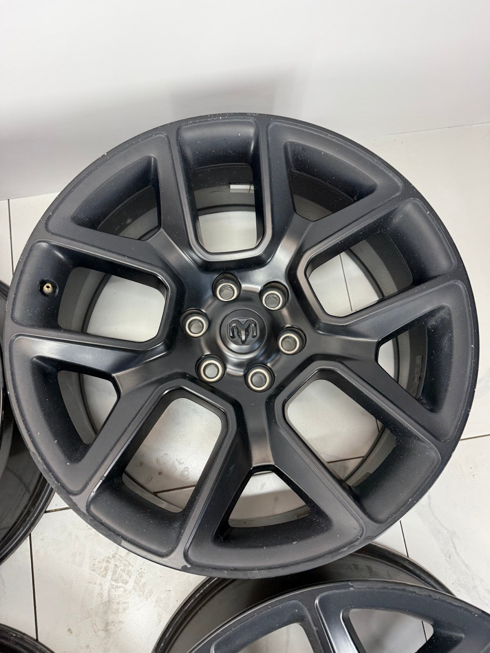 22x9 Dodge Ram OEM 1500 Rims 6x139.7 (Used)