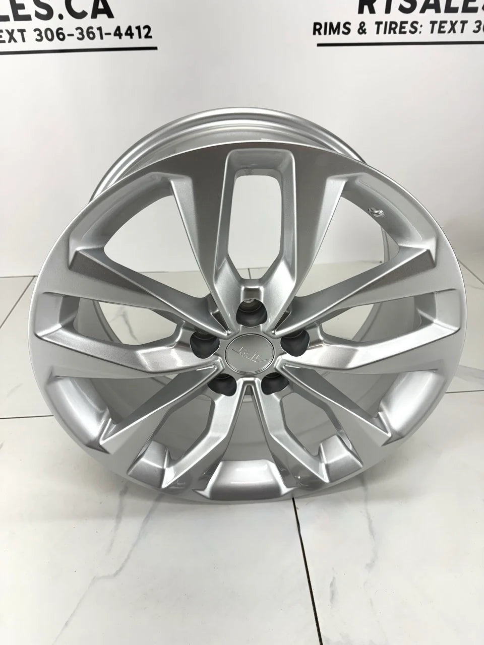 18x8 Rims R325 Silver 5x120
