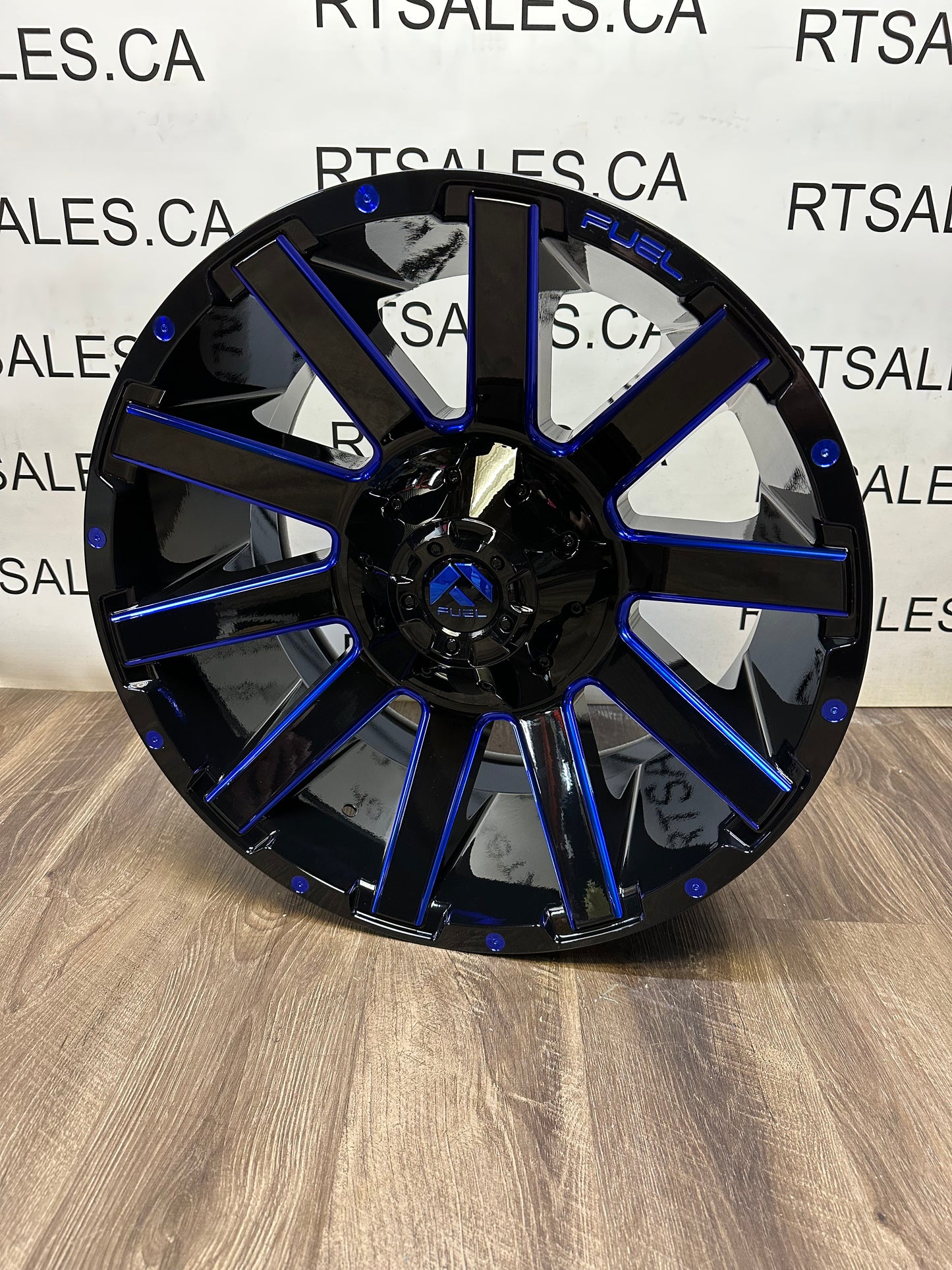 20x10 Fuel Contra Rims 8x165 -18