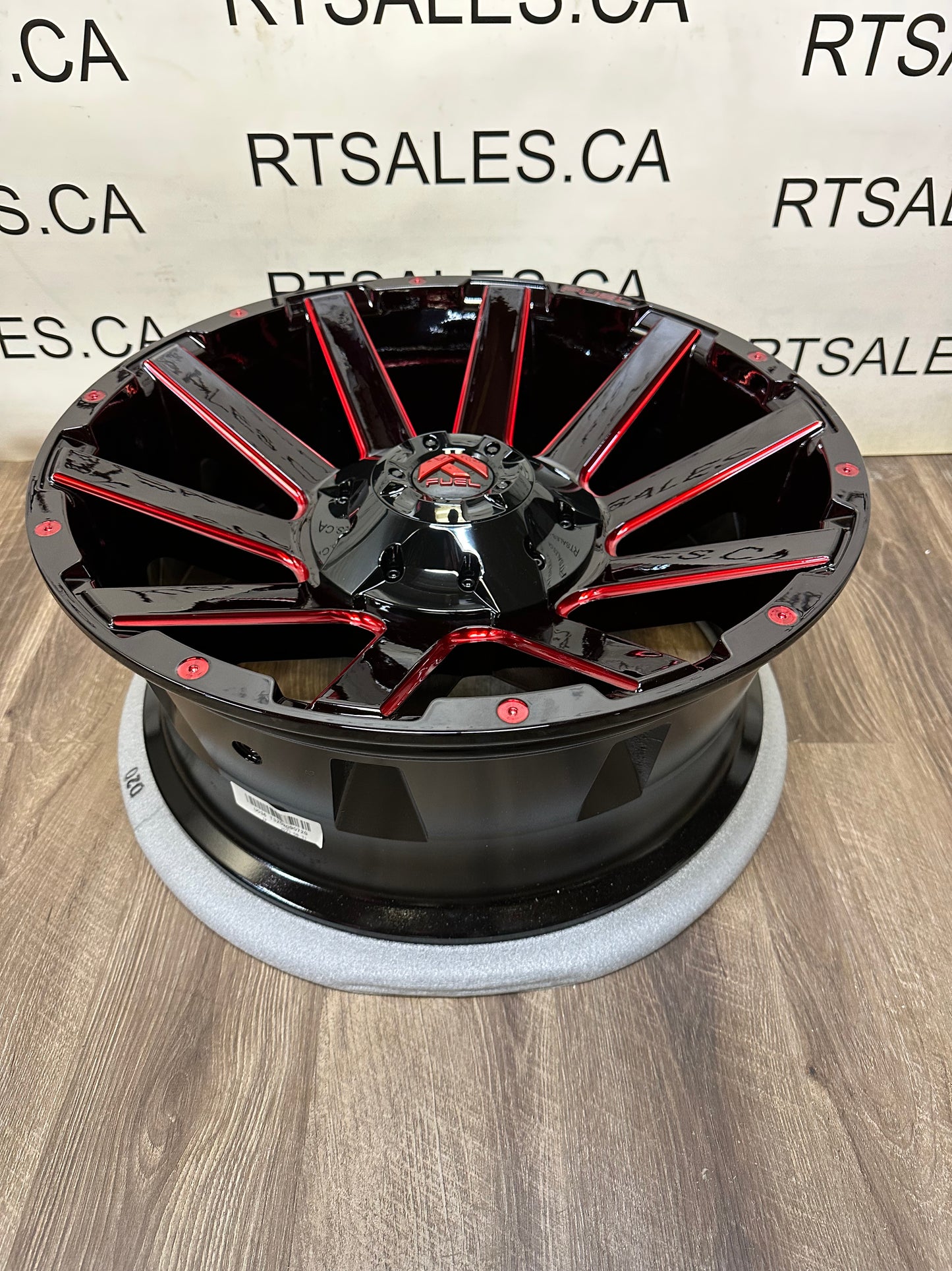 20x9 Fuel Contra Rims 8x180