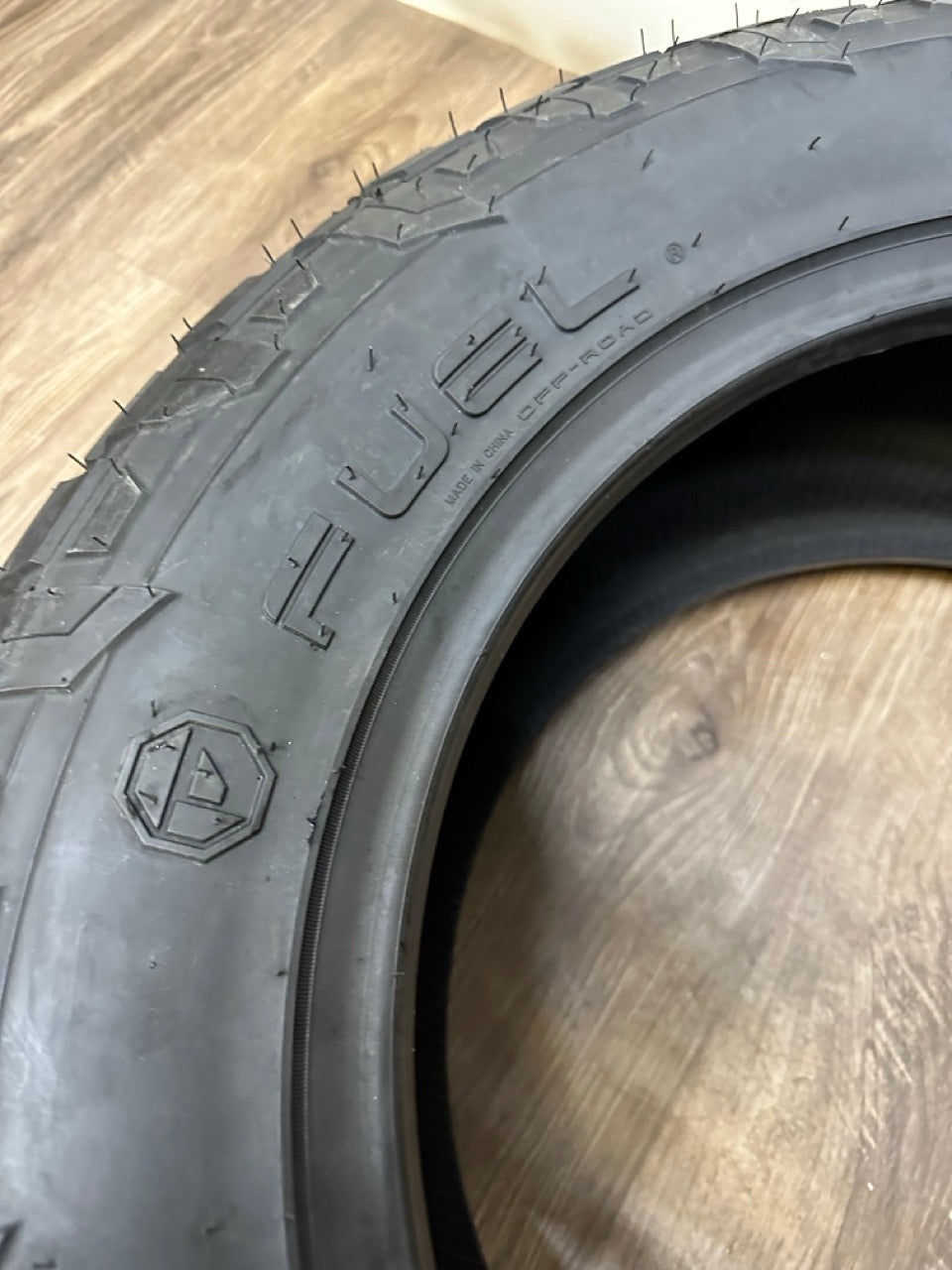 265/60/18 Fuel GRIPPER A/T All Season Tires