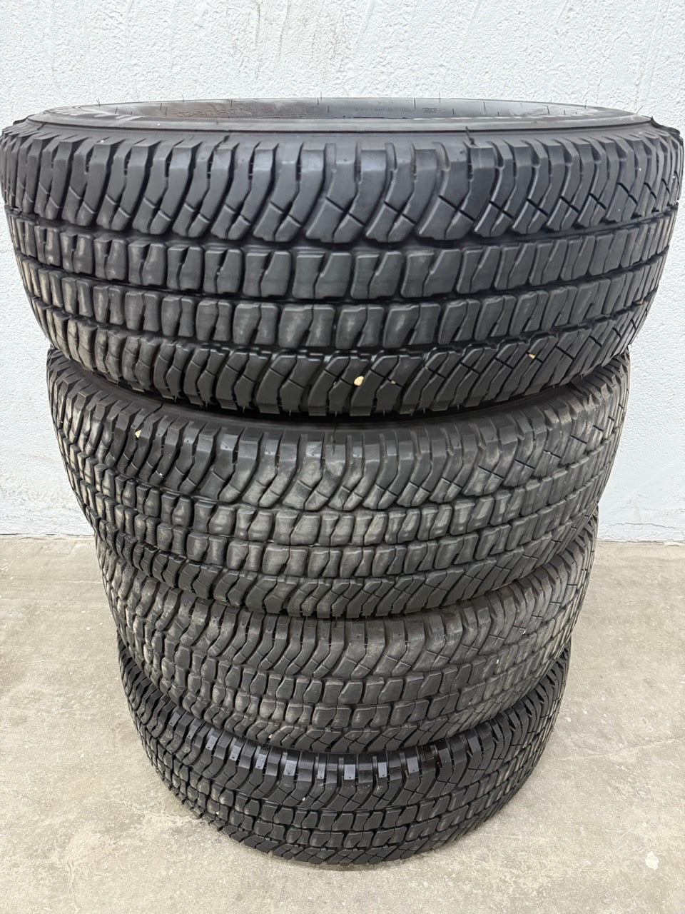 LT 245/75/17 Michelin AT2 E All Season Tires (Near new)