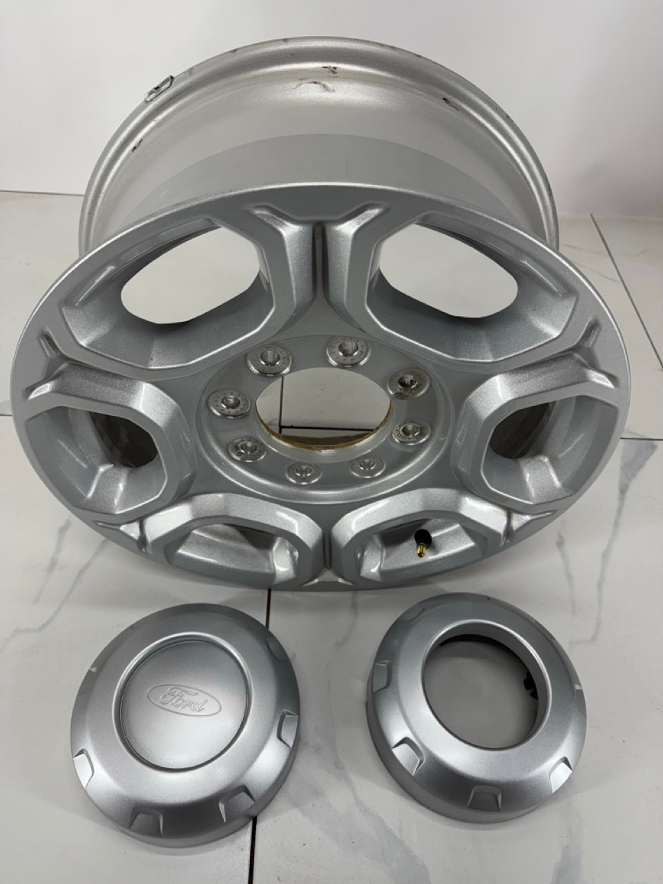 18x8 Ford F250/350 Super Duty OEM Takeoff Rims 8x170