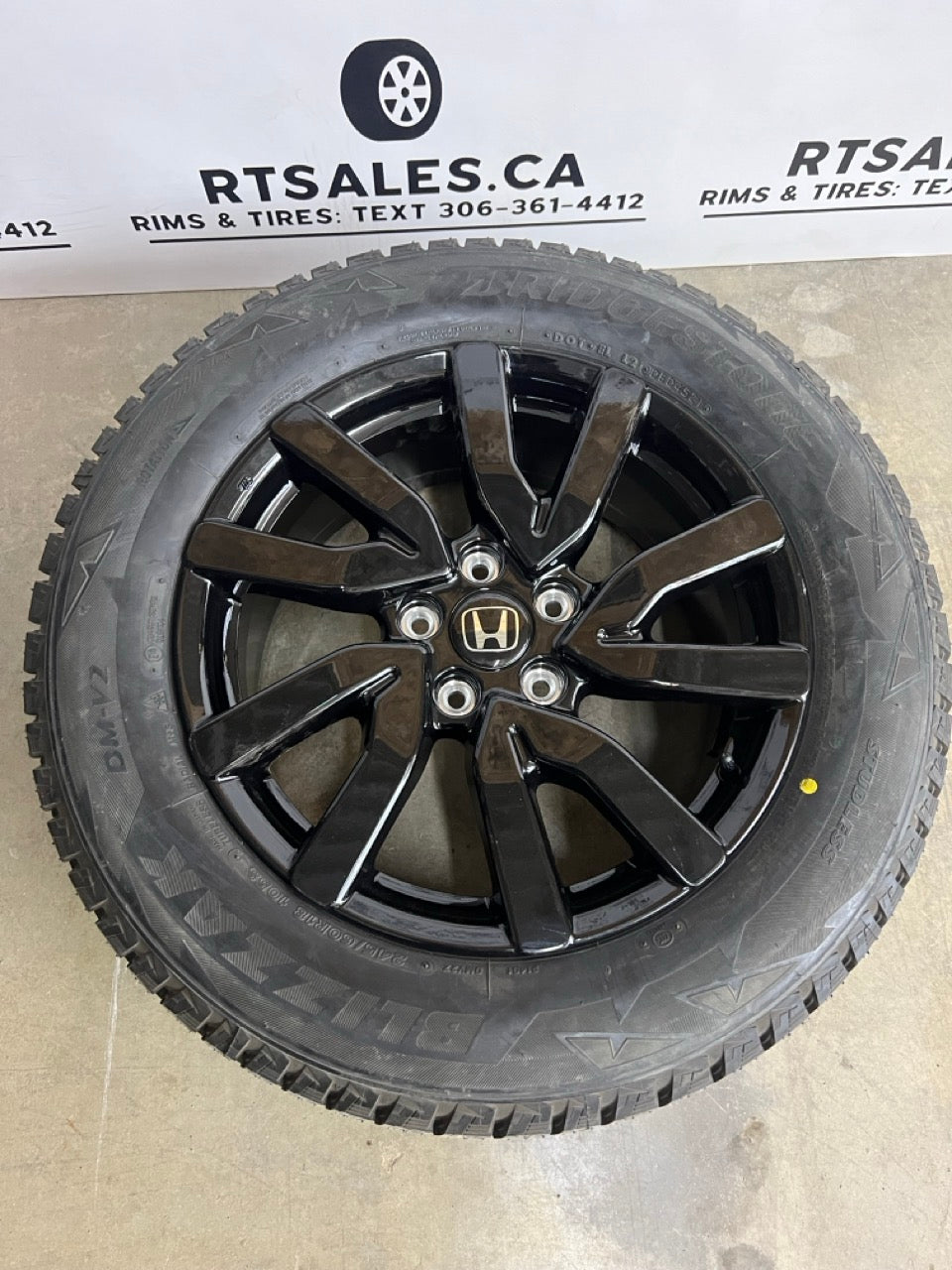 245/60/18 Blizzak Winter tires 18 inch Rims 5x120 Honda & acura