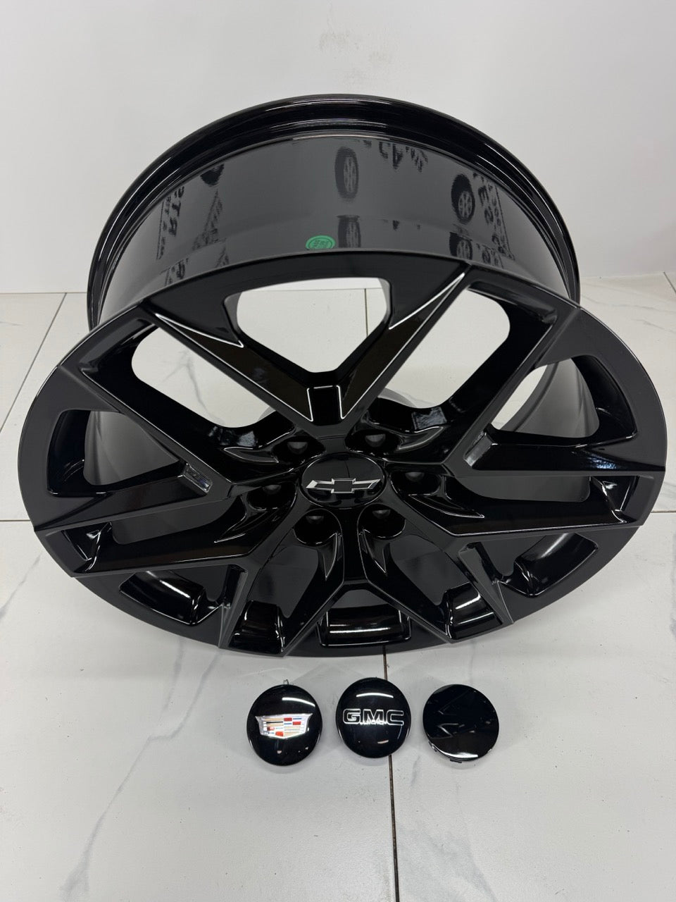 20x9 Replica 229 Gloss Black Rims 6x139.7