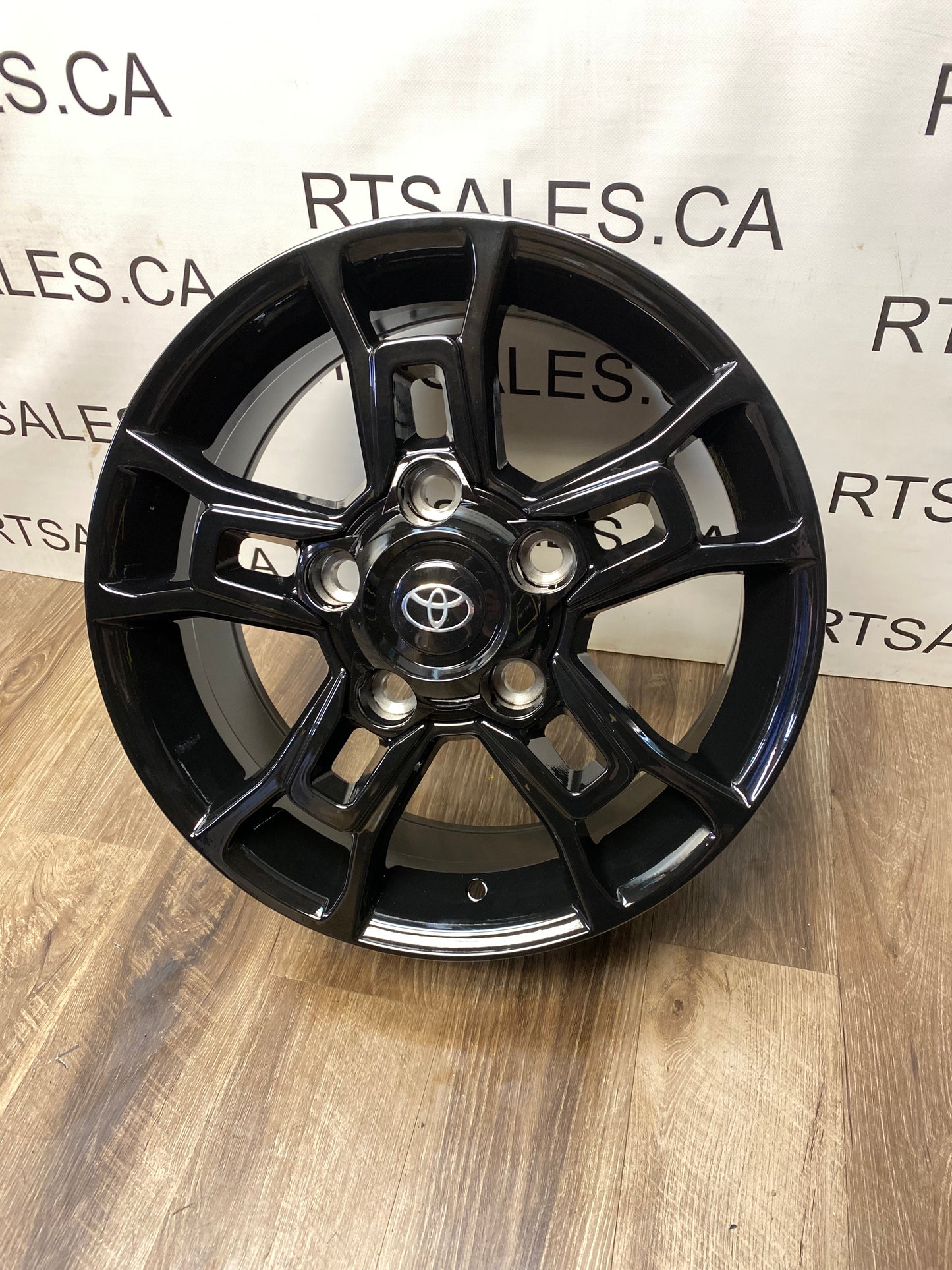 18x8 Replika R225 Rims 5x150