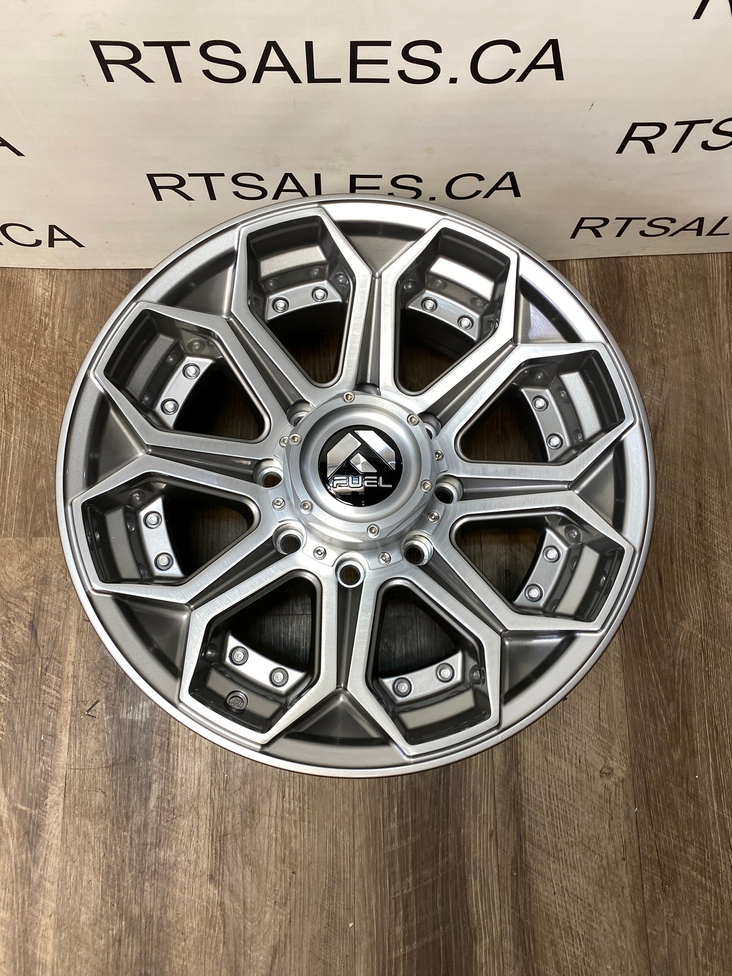 18 inch Fuel Siege 8x170 Ford Super Duty F250 F350