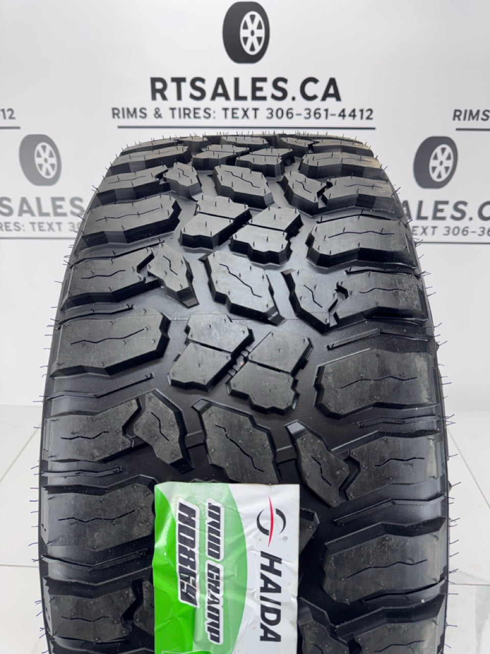 Haida Mud tires on 20x10 XR5 Rims 8x165