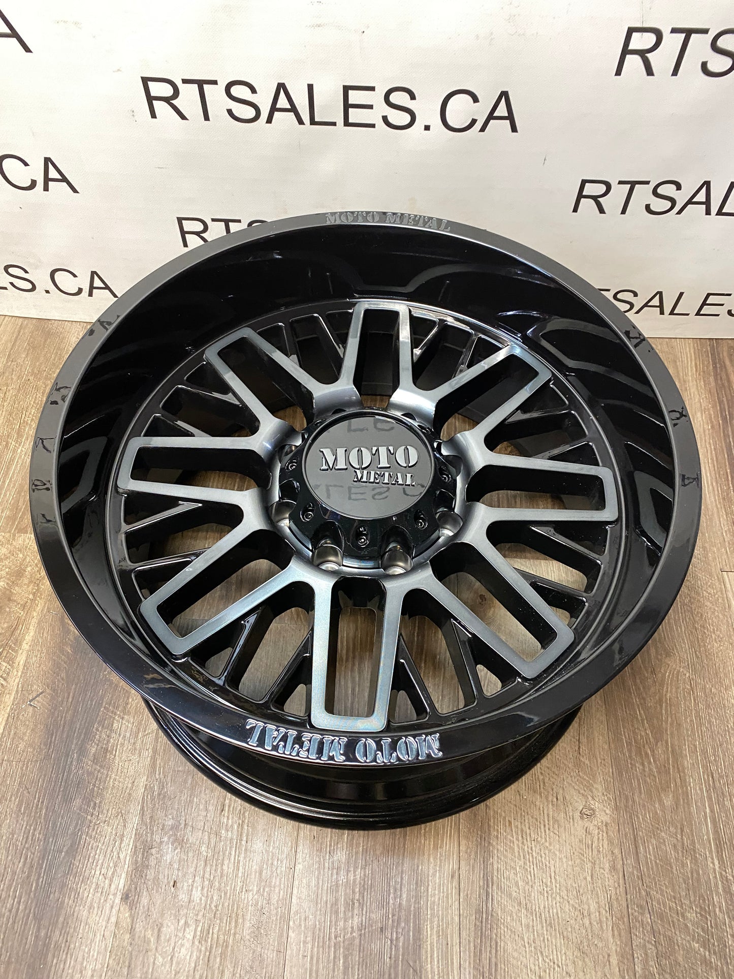 20 inch Moto Metal Rims 8x165 Dodge Ram GMC Chevy 2500 3500