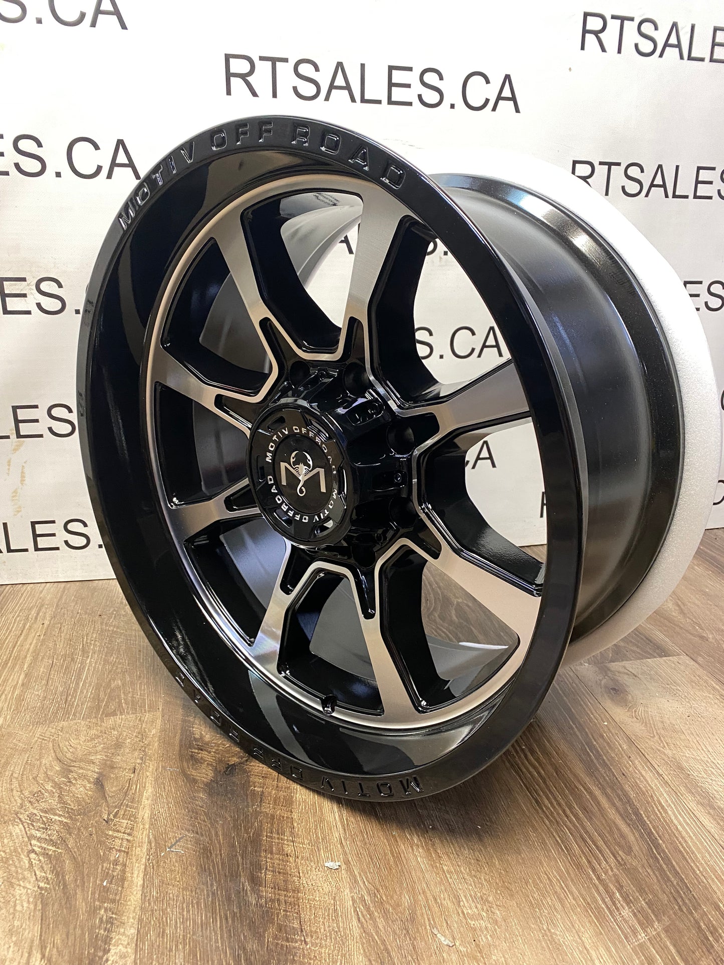 20x10 Motiv Rims 8x170