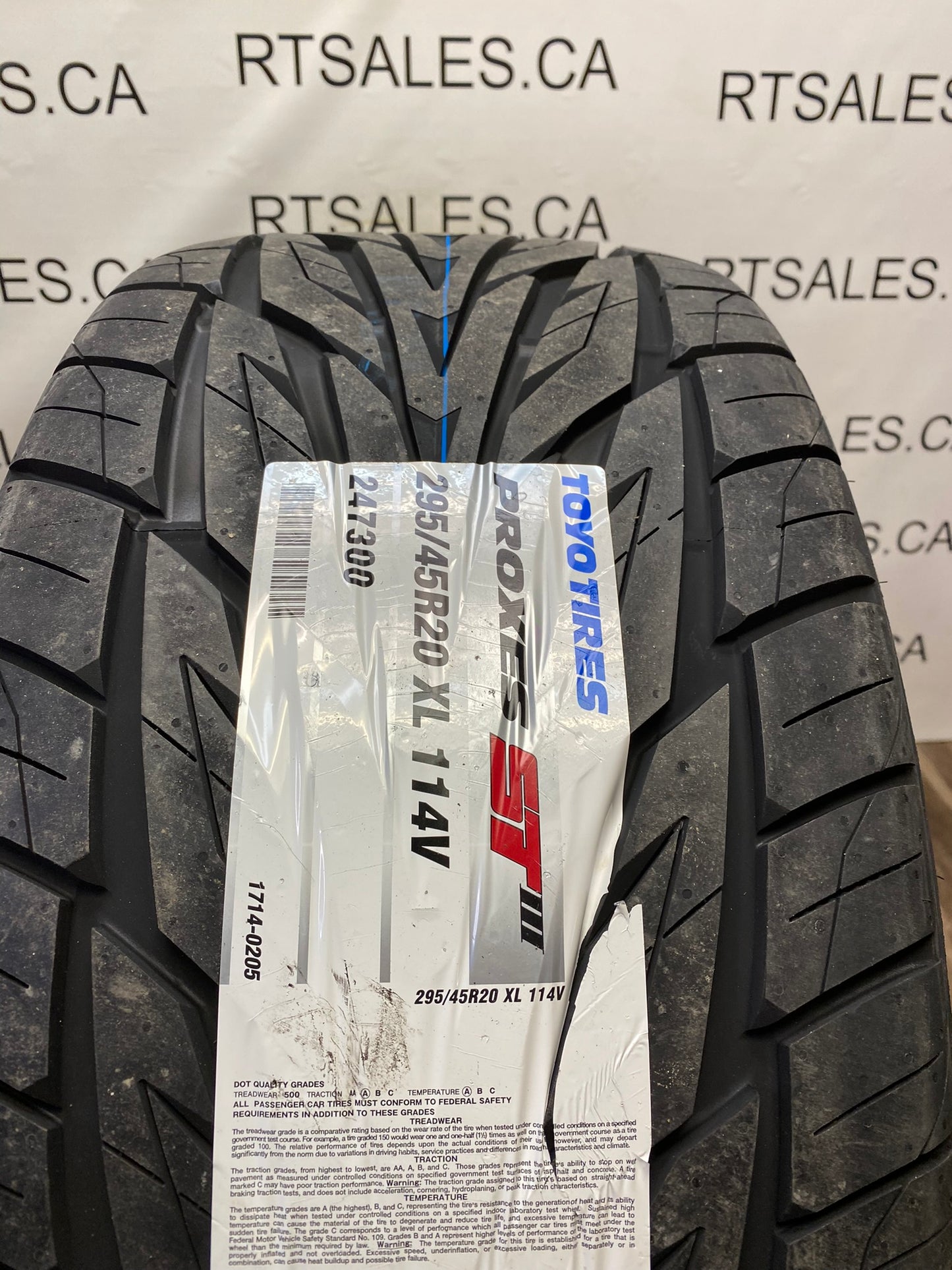 295/45/20 toyo tires Jeep Grand Cherokee SRT Rims 5x127