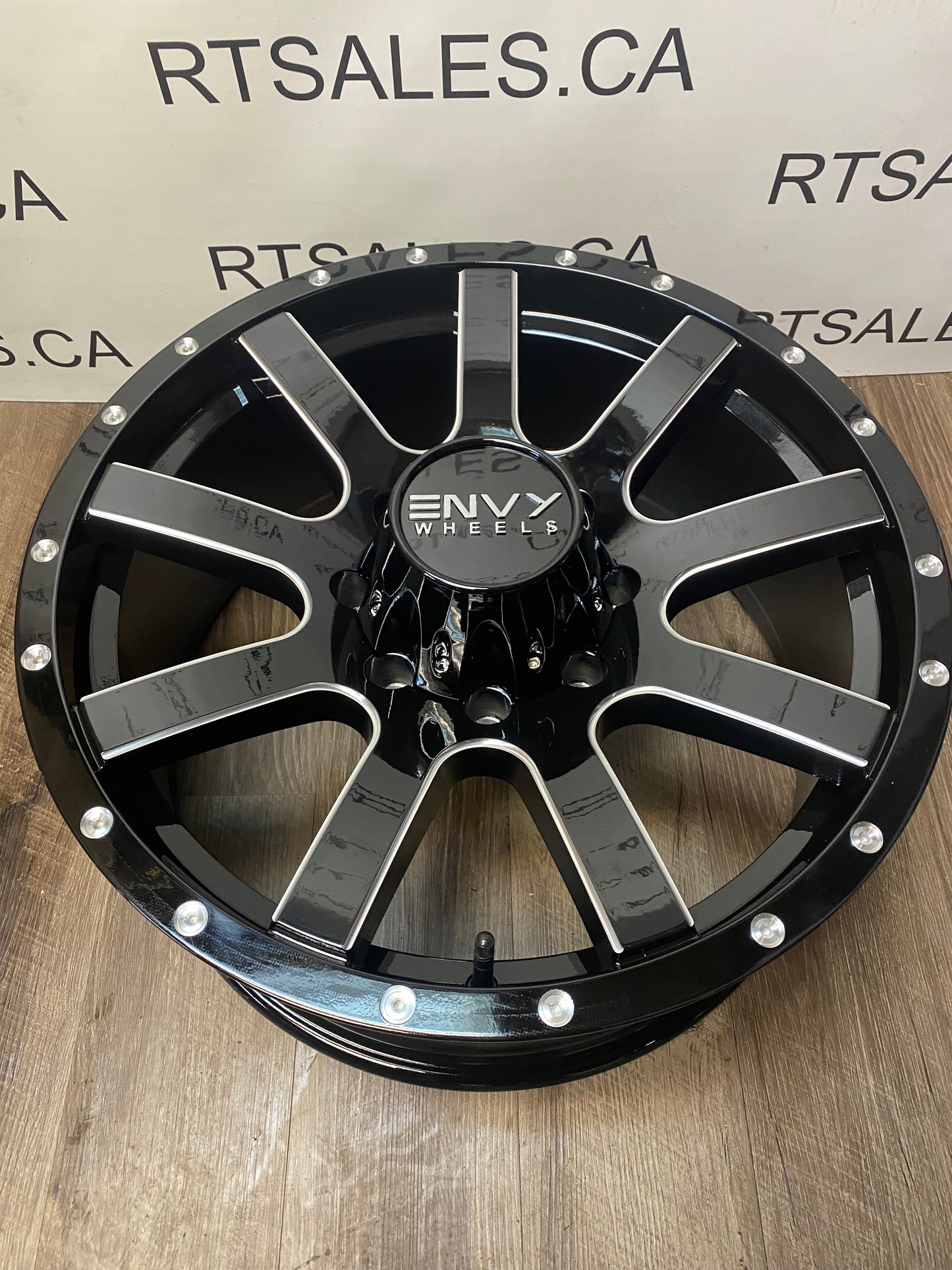 20x9 Rims 8x170 ford F250 F350 Super duty. NEW