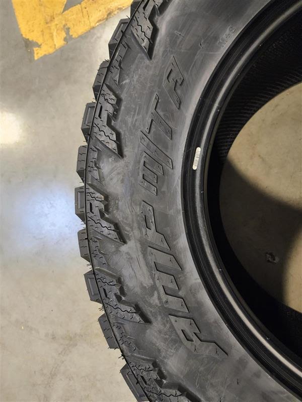 LT 37x13.5x20 Amp M/T Mud tires / 10 ply.   (four tires)