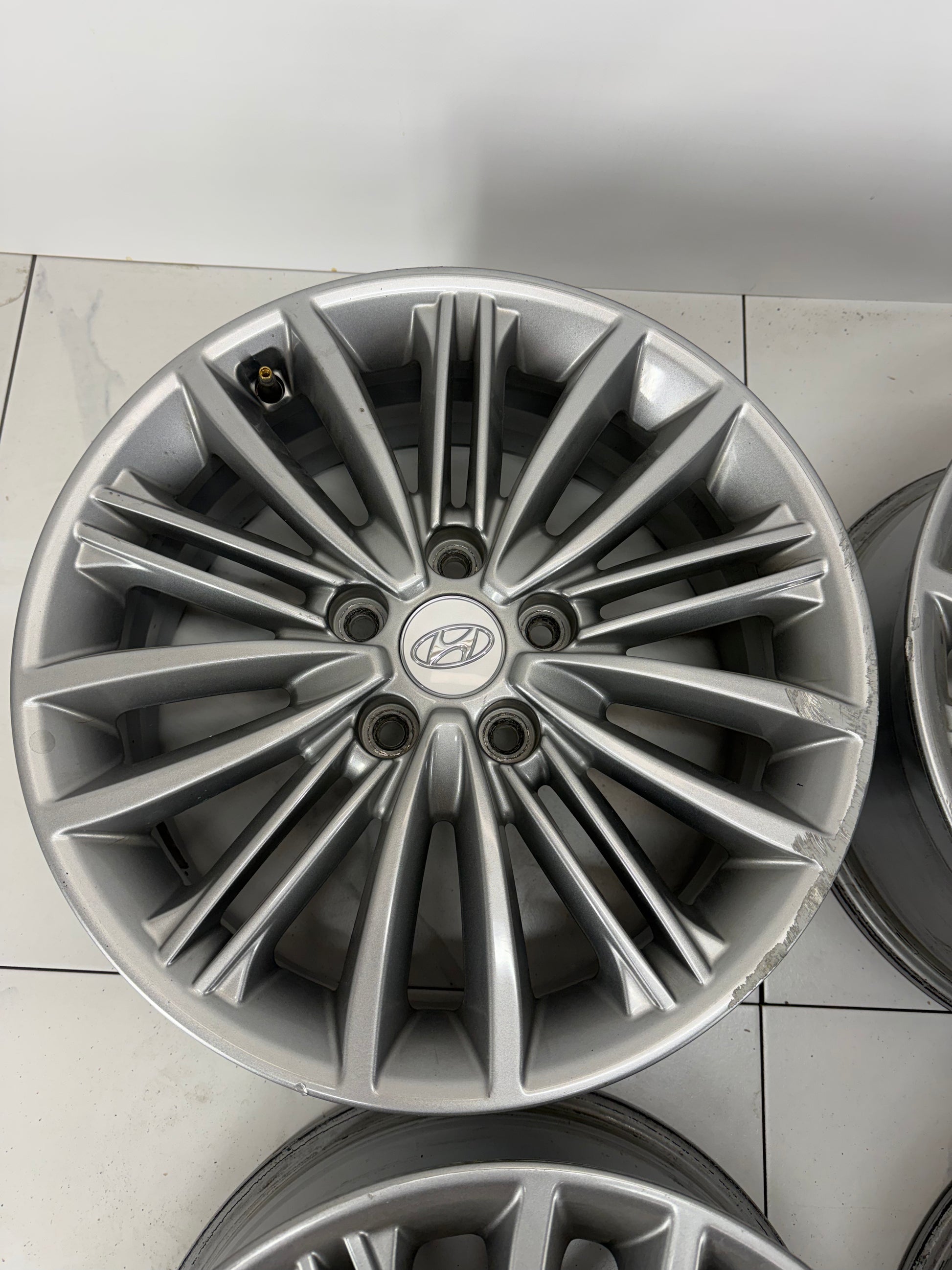 17x7 Hyundai Factory OEM Rims 5x114.3 (Used) - R&T Sales