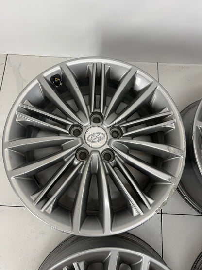 17x7 Hyundai Factory OEM Rims 5x114.3 (Used) - R&T Sales