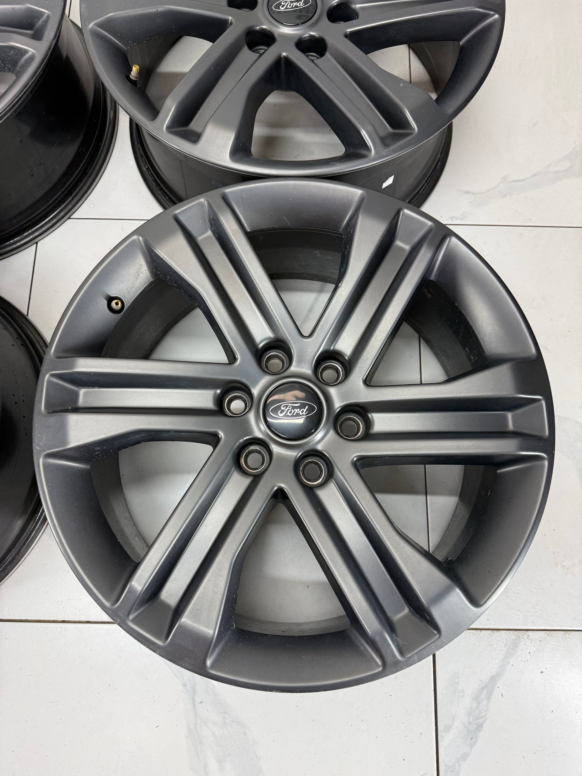 20x8.5 Ford F150 Factory OEM Rims 6x135 (Used) - R&T Sales