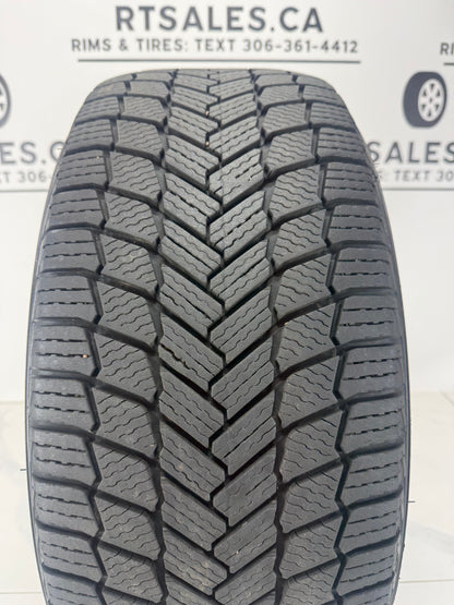 235/55R18 XL Michelin X-Ice Snow Winter Tires (Light use)
