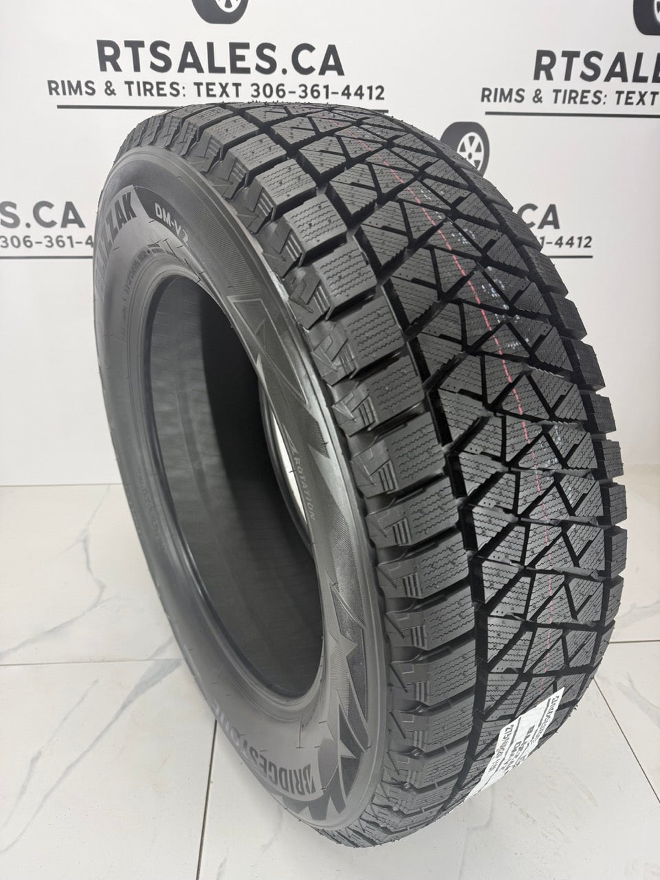 275/60/20 Bridgestone BLIZZAK DM-V2 Winter Tires