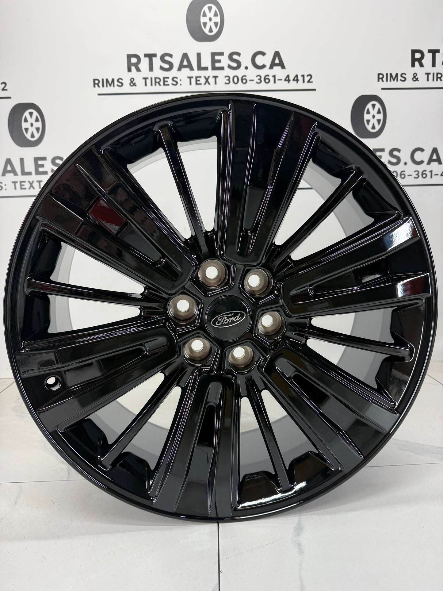 22x8.5 Replica 416 Gloss Black Rims 6x135 – Ford F-150 & Expedition