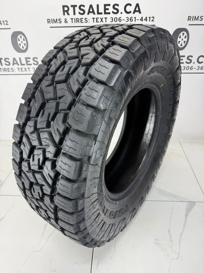 30X9.5R15 6 Ply OWL Toyo AT3 All Weather Tires
